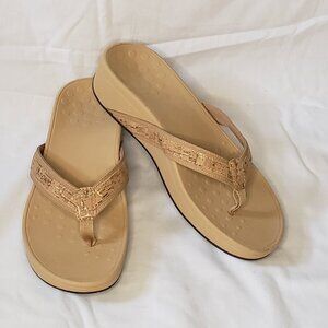 Vionic Platform Flip Flops - Women's Size 10